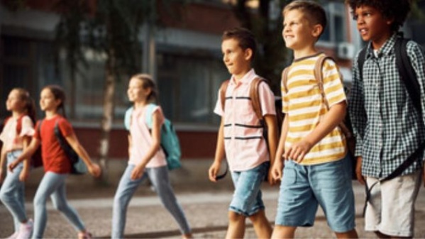 illustration pour Prime de rentrée scolaire versée par le CSE : guide pour les élus et salariés