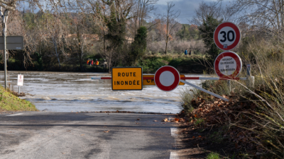 Inondations/intempéries : quelles aides offre l'Urssaf aux entreprises sinistrées ?