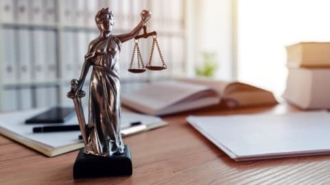 illustration pour Infractions en droit pénal des sociétés : ce qu’il faut connaître